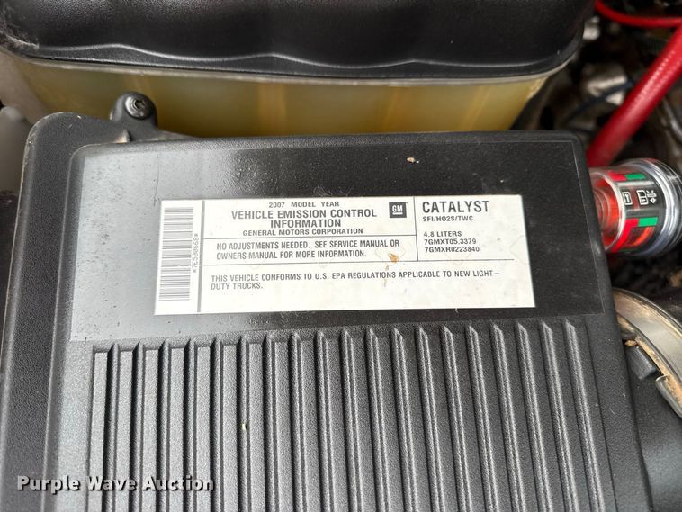 image for item FB6938 2007 Chevrolet Silverado 1500 pickup truck