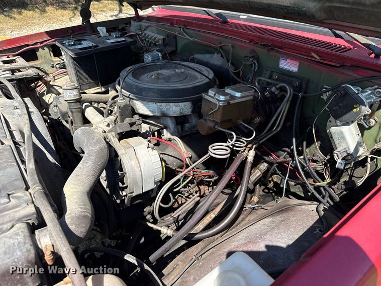 image for item FB6948 1985 Chevrolet D30 pickup truck