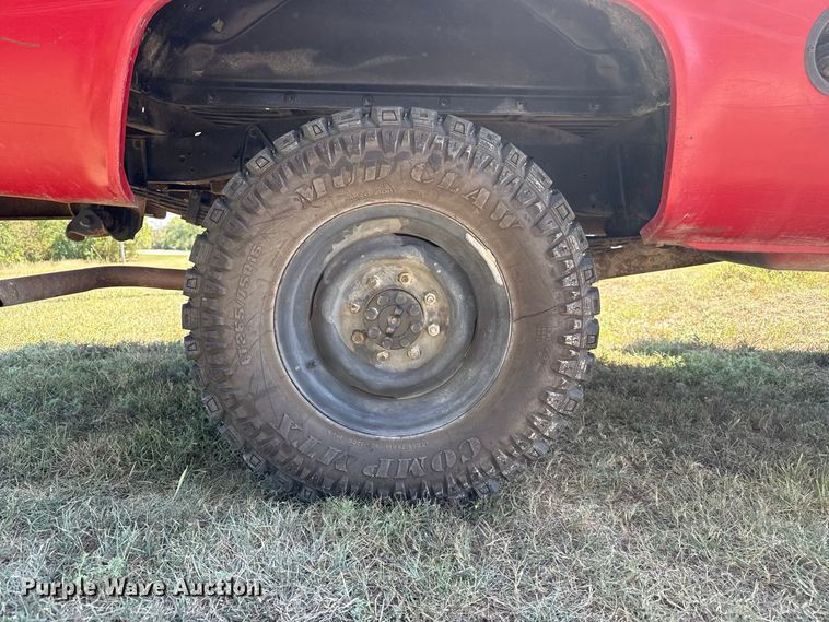 image for item FB6948 1985 Chevrolet D30 pickup truck