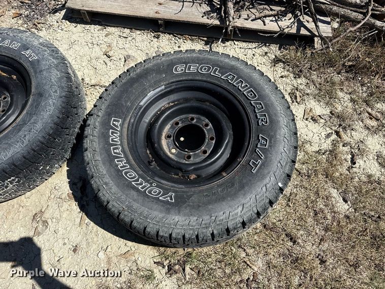 image for item FB6948 1985 Chevrolet D30 pickup truck