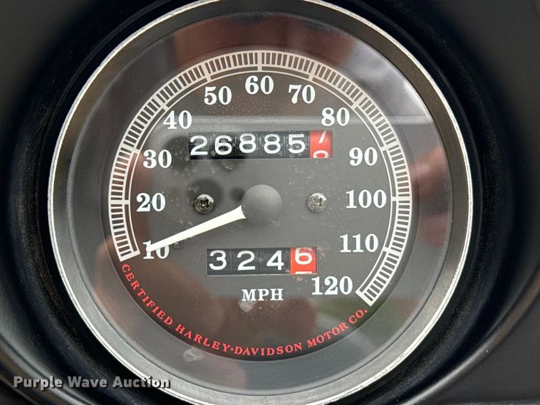 image for item FB6949 1999 Harley Davidson FLHTCI motorcycle