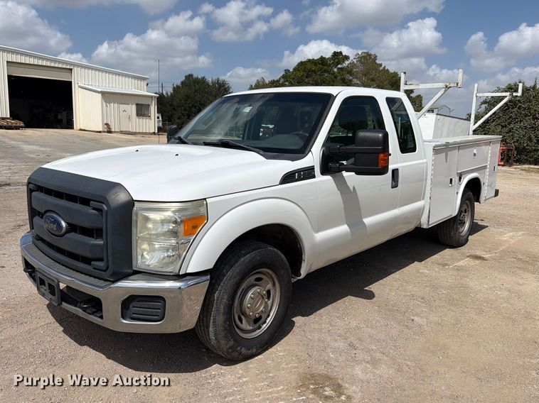 2014 Ford F250 Super Duty Ext. Cab utility bed pickup truck