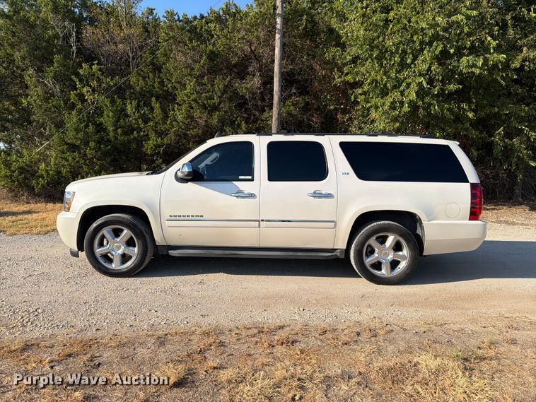 image for item FB8338 2013 Chevrolet Suburban SUV