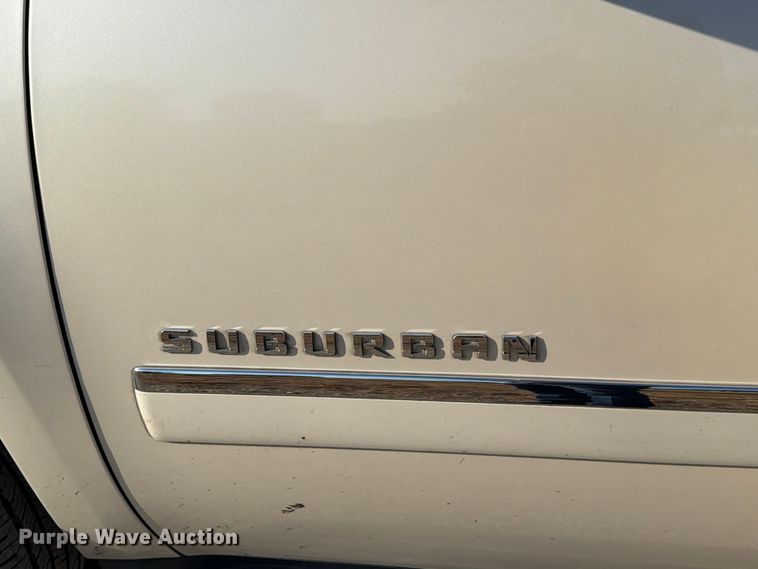 image for item FB8338 2013 Chevrolet Suburban SUV