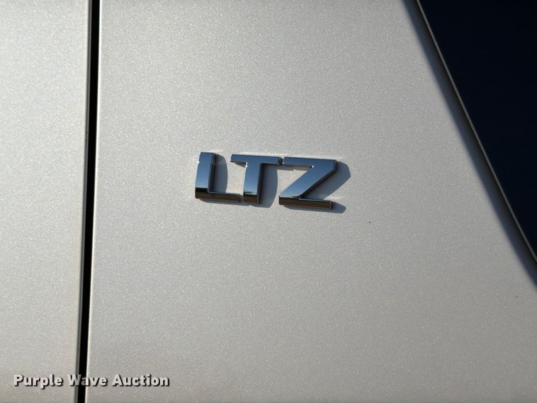 image for item FB8338 2013 Chevrolet Suburban SUV