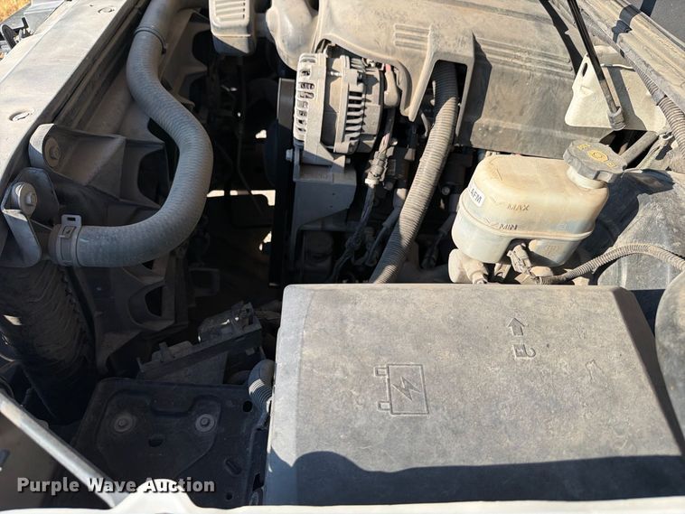 image for item FB8338 2013 Chevrolet Suburban SUV