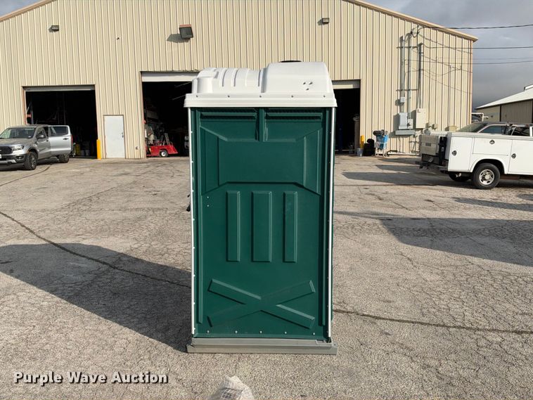 image for item FB8347 Portable shower
