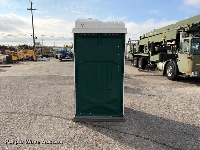 image for item FB8347 Portable shower
