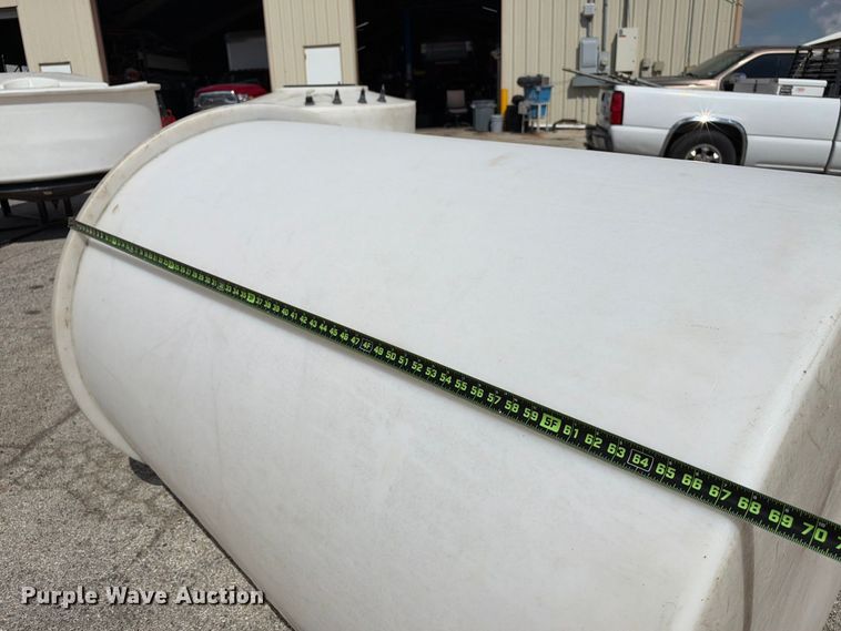 image for item FB8354 (2) poly tanks