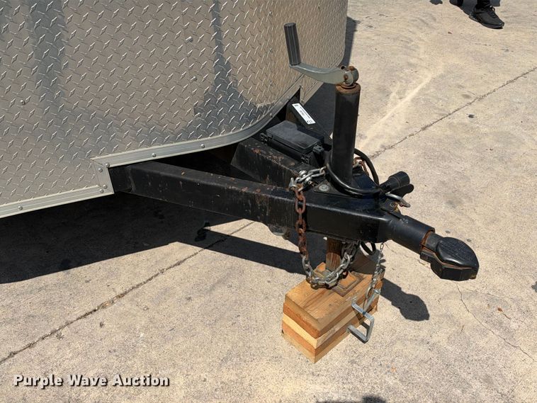 image for item FB8356 2017 Arising Industries 716VTRW enclosed cargo trailer