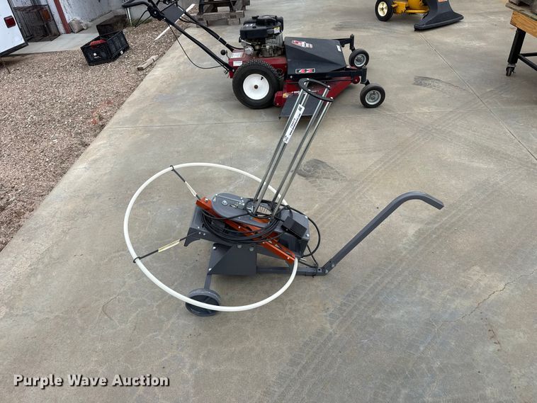 image for item FB8970 Clay pigeon thrower