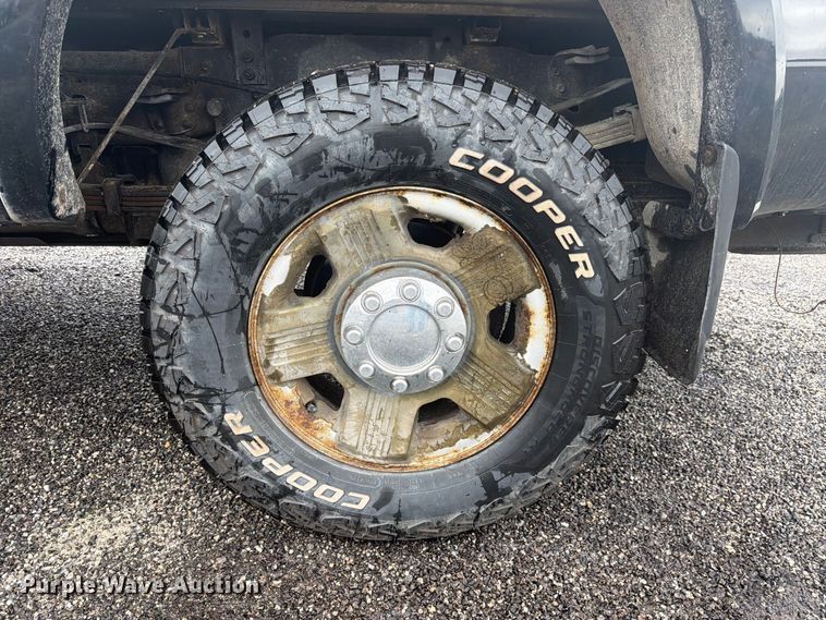 image for item FC3340 2008 Ford F350 Super Duty Crew Cab pickup truck
