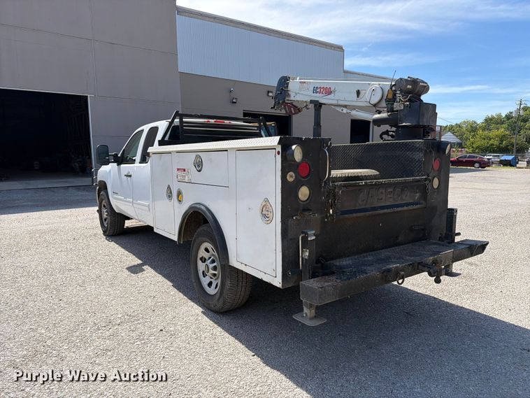image for item FC3345 2012 Chevrolet Silverado 3500HD Ext. Cab utility bed pickup truck