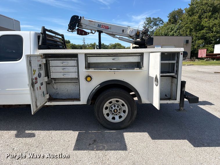 image for item FC3345 2012 Chevrolet Silverado 3500HD Ext. Cab utility bed pickup truck