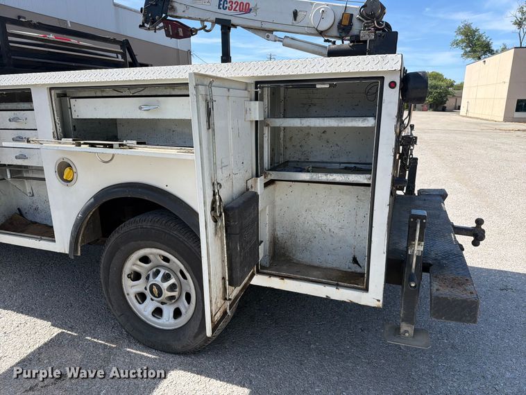 image for item FC3345 2012 Chevrolet Silverado 3500HD Ext. Cab utility bed pickup truck