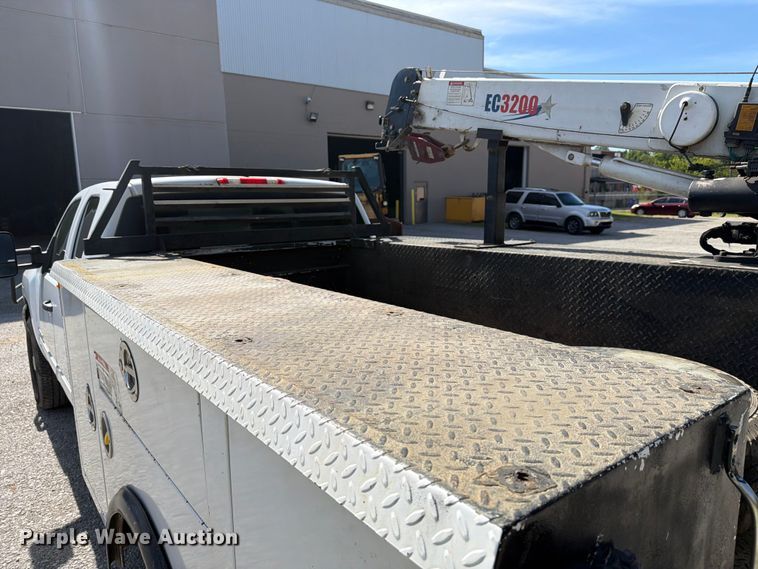 image for item FC3345 2012 Chevrolet Silverado 3500HD Ext. Cab utility bed pickup truck