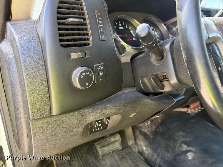 image for item FC3345 2012 Chevrolet Silverado 3500HD Ext. Cab utility bed pickup truck