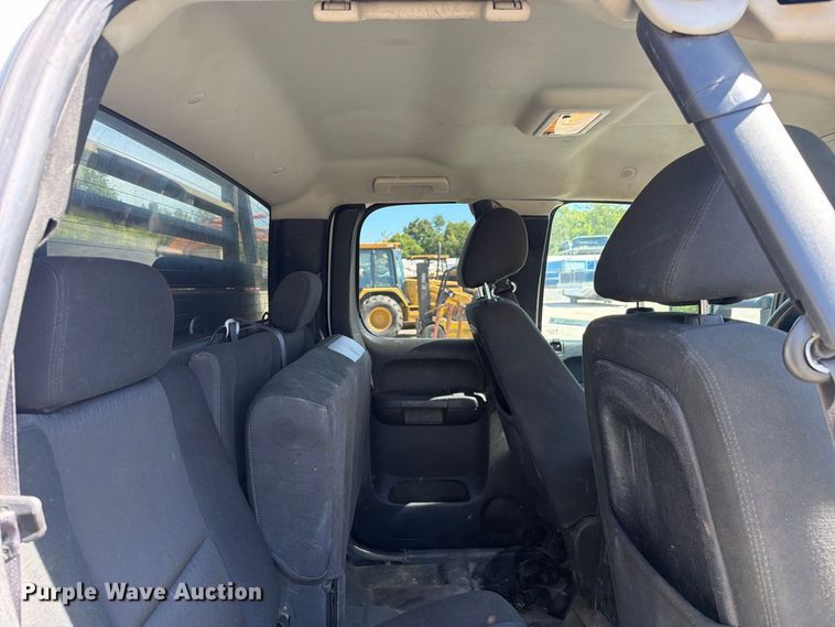 image for item FC3345 2012 Chevrolet Silverado 3500HD Ext. Cab utility bed pickup truck