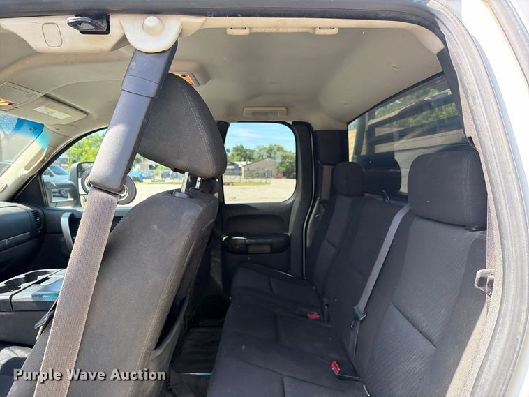 image for item FC3345 2012 Chevrolet Silverado 3500HD Ext. Cab utility bed pickup truck