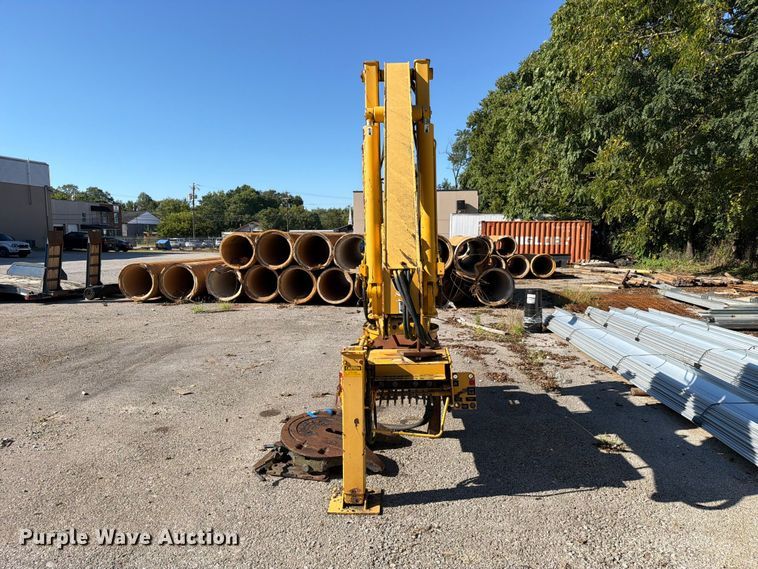 image for item FC3347 IMT 9000 Series crane