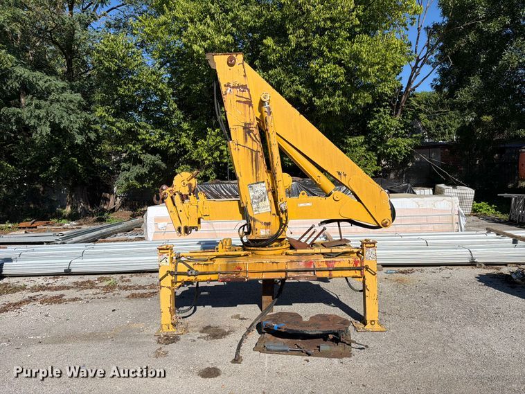 image for item FC3347 IMT 9000 Series crane