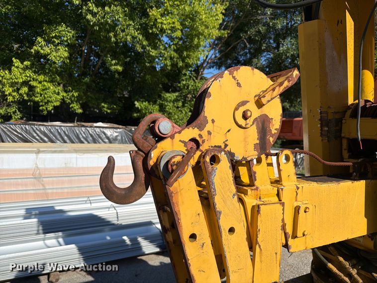 image for item FC3347 IMT 9000 Series crane