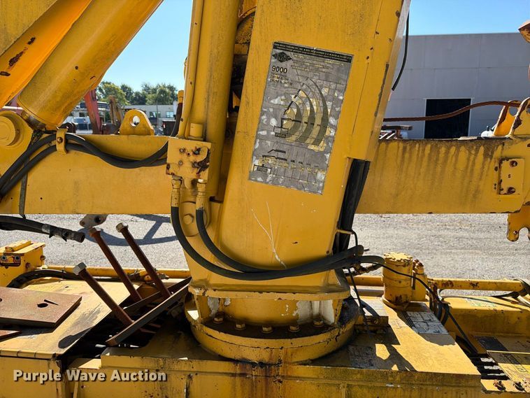 image for item FC3347 IMT 9000 Series crane