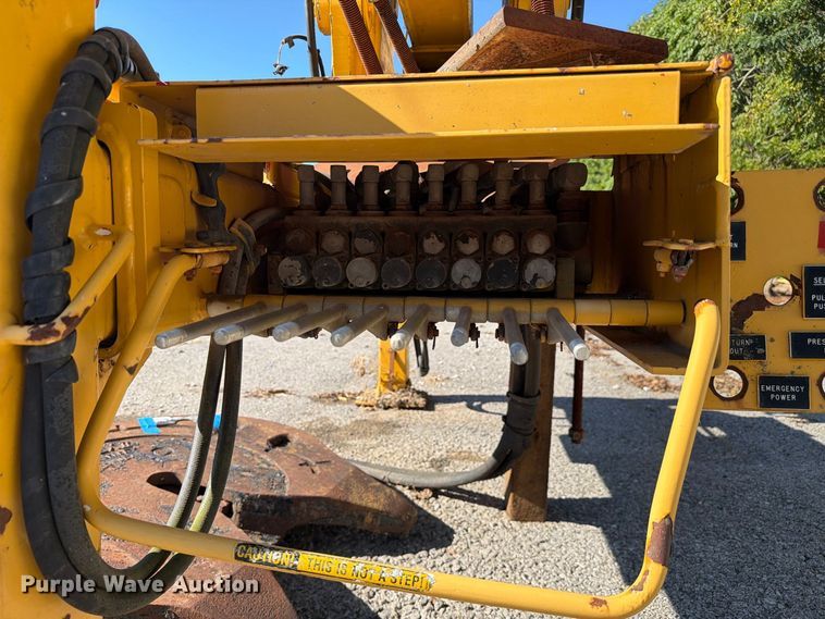 image for item FC3347 IMT 9000 Series crane