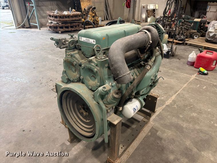 image for item FC3349 Detroit Diesel 4-53 engine