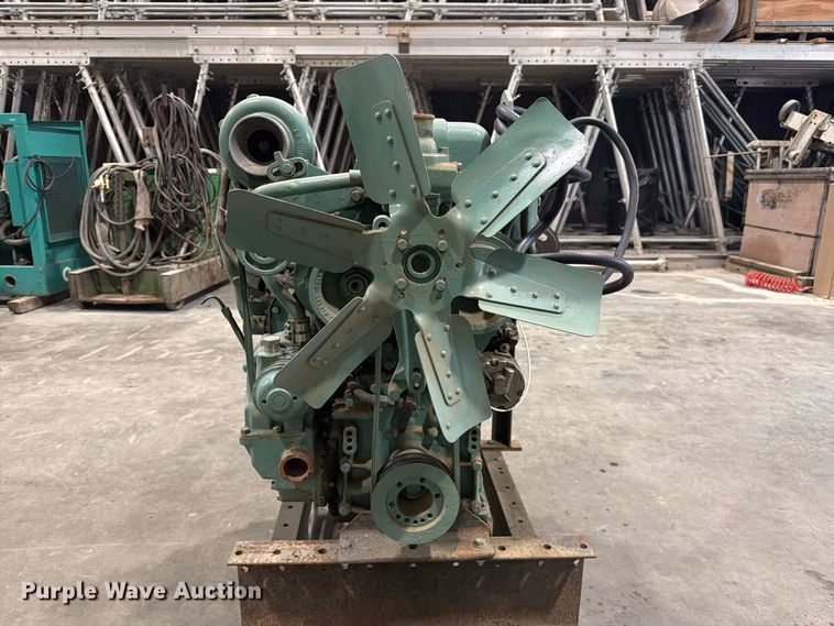 image for item FC3349 Detroit Diesel 4-53 engine
