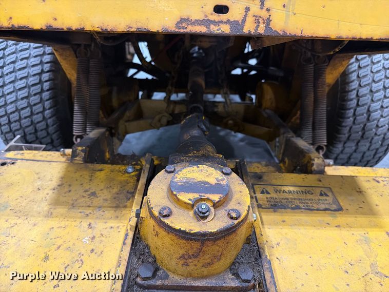 image for item FC3353 Hustler 275 lawn mower