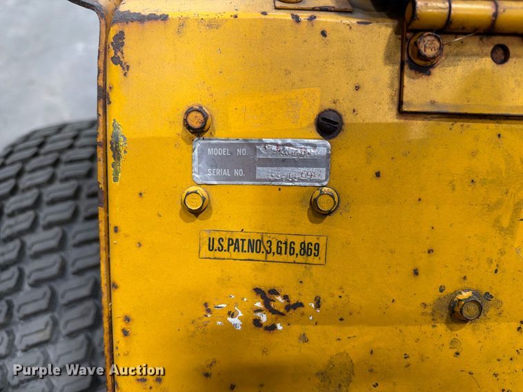 image for item FC3353 Hustler 275 lawn mower