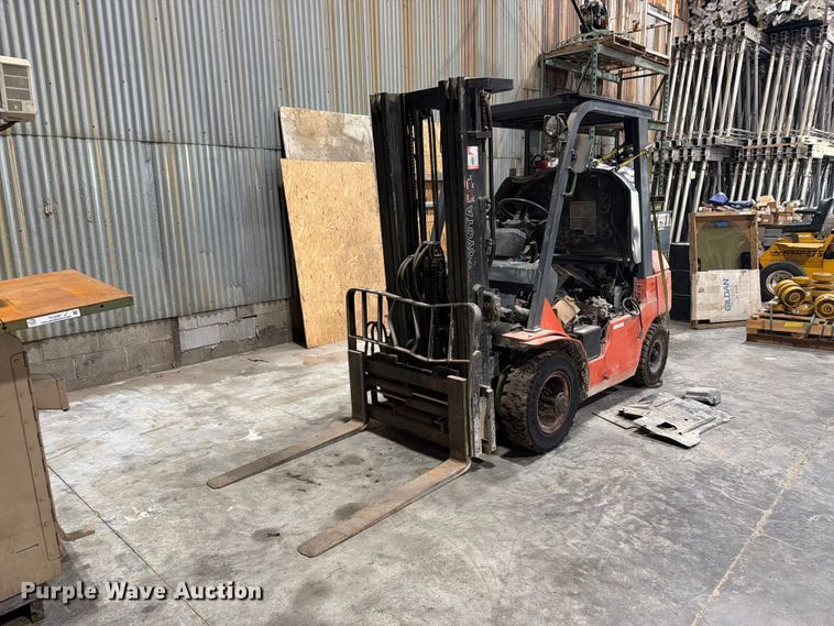 Toyota 7FGU25 forklift