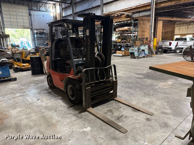 image for item FC3355 Toyota 7FGU25 forklift