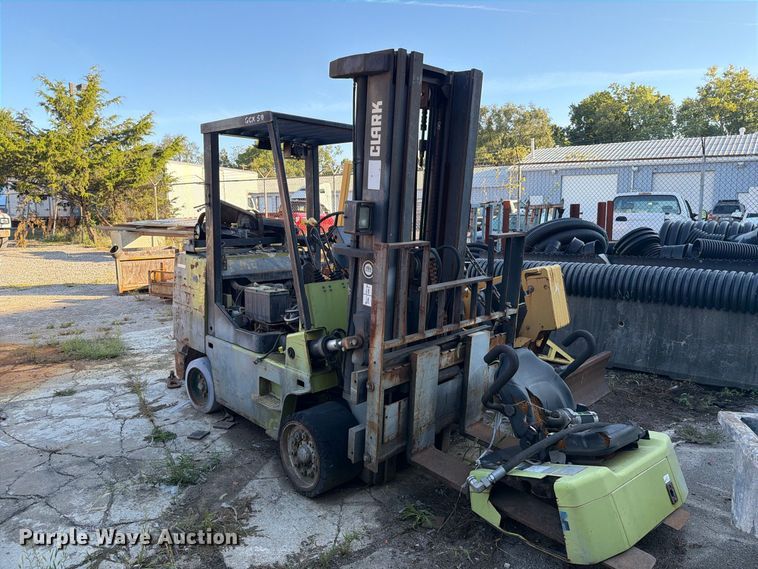 image for item FC3355 Toyota 7FGU25 forklift