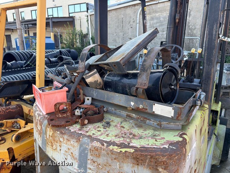 image for item FC3355 Toyota 7FGU25 forklift
