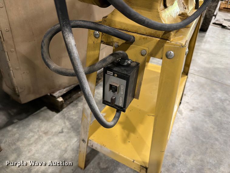 image for item FC3357 (3) saws