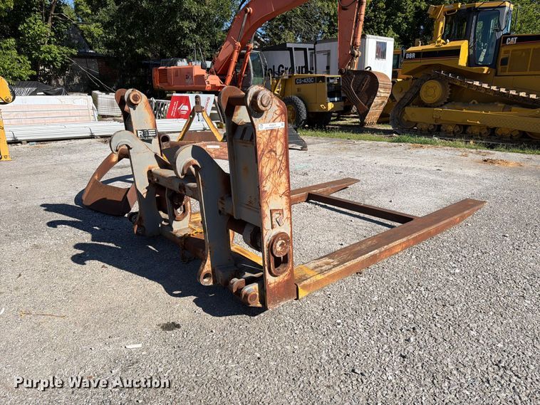 image for item FC3374 Wheel loader attachments