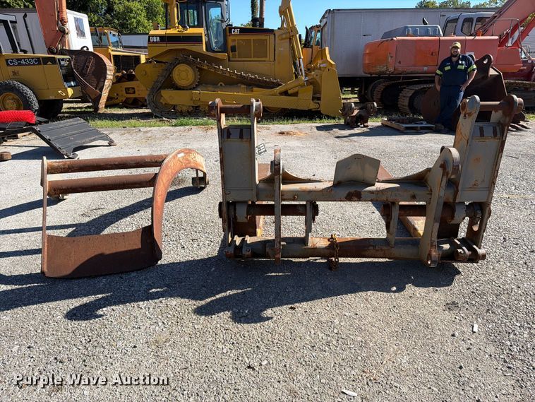 image for item FC3374 Wheel loader attachments