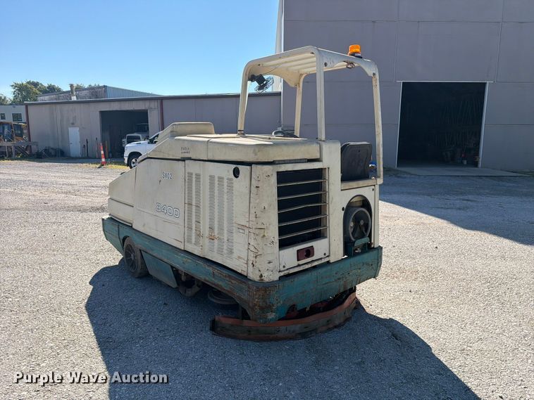 image for item FC3379 Tennant 8400 sweeper