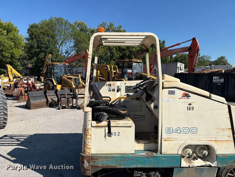 image for item FC3379 Tennant 8400 sweeper