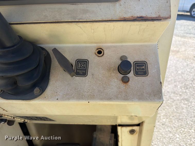image for item FC3379 Tennant 8400 sweeper