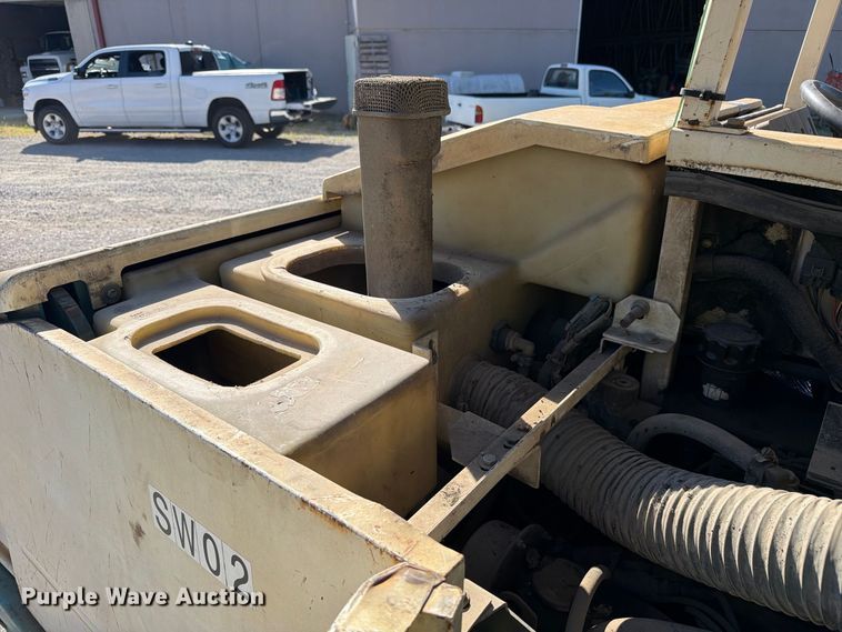 image for item FC3379 Tennant 8400 sweeper