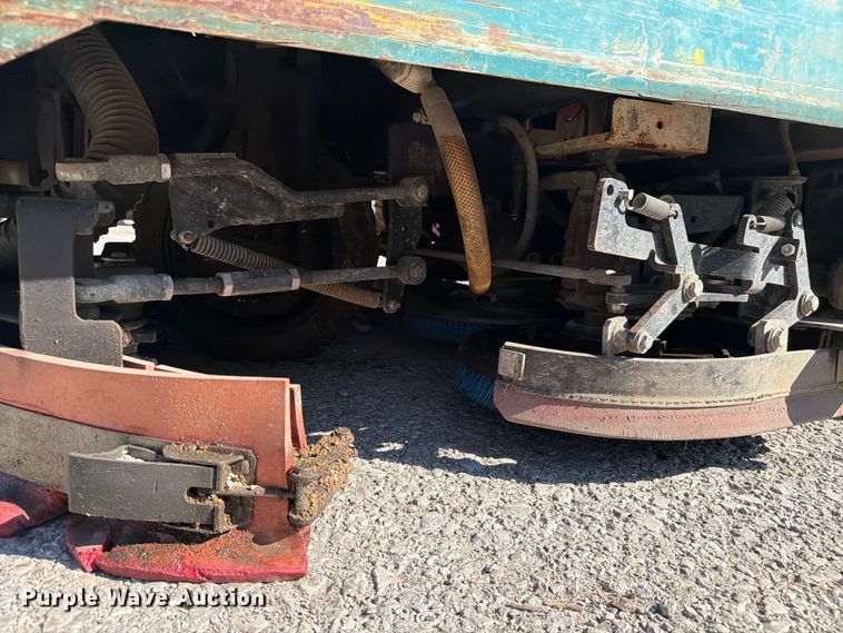 image for item FC3379 Tennant 8400 sweeper