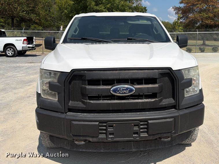 image for item FC3389 2016 Ford F150 Crew Cab pickup truck