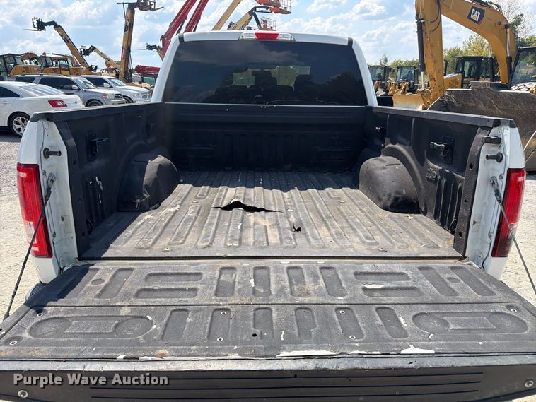 image for item FC3389 2016 Ford F150 Crew Cab pickup truck