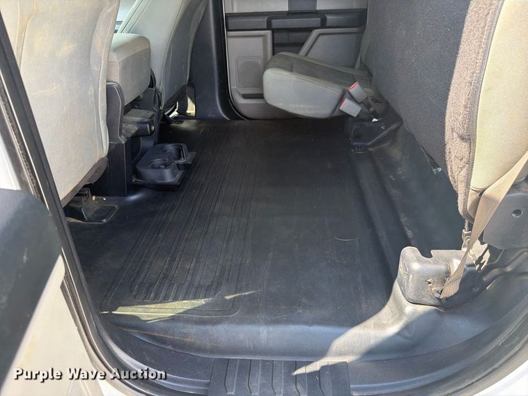 image for item FC3389 2016 Ford F150 Crew Cab pickup truck