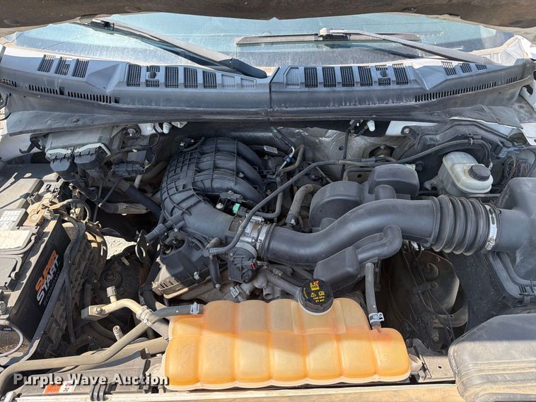 image for item FC3389 2016 Ford F150 Crew Cab pickup truck