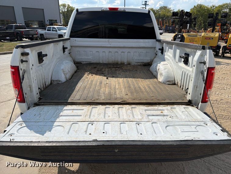 image for item FC3392 2016 Ford F150 Crew Cab pickup truck