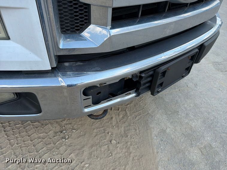 image for item FC3392 2016 Ford F150 Crew Cab pickup truck